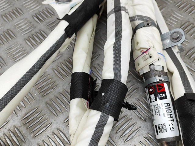 Боковая подушка безопасности 1077828CNF   Tesla Model 3