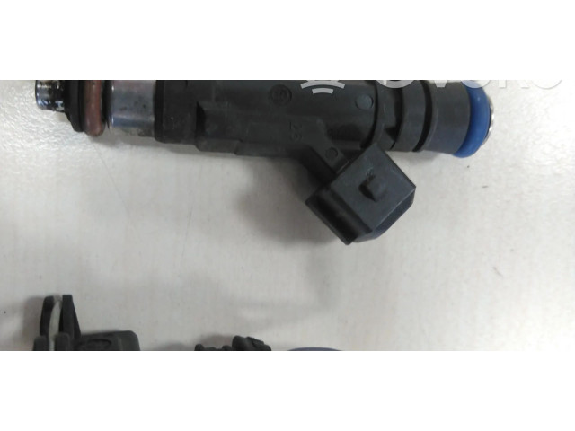 Форсунка 0280158034, 8200227124 Dacia Sandero K7J710