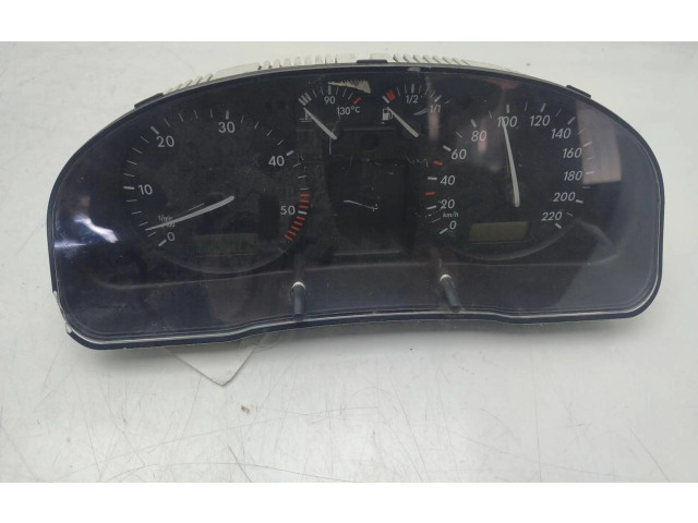 Панель приборов 09051940090   Volkswagen PASSAT       