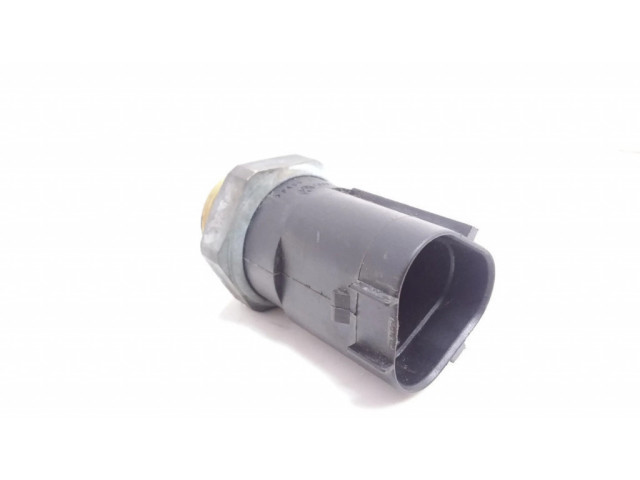 Датчик температуры охлаждающей жидкости