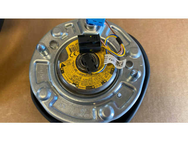 Руль BMW X5 G05 2018- года 32308008181, 32308094544