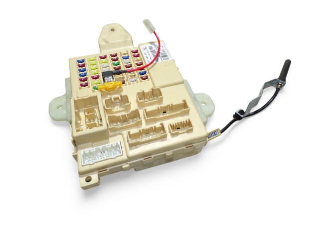 Блок предохранителей 954002P411   KIA Sorento