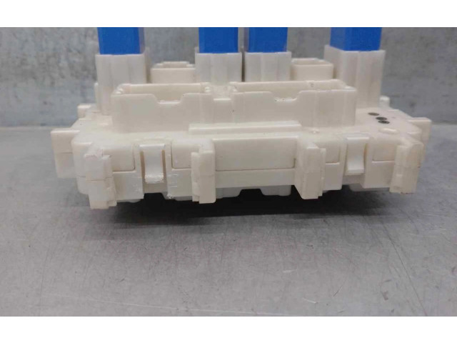 Pojistková skříňka Řídící jednotka BSM C14021WW0A Infiniti FX 2010