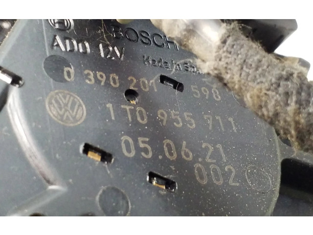 Моторчик заднего дворника 0390201590, 1T0955711 Volkswagen Touran I