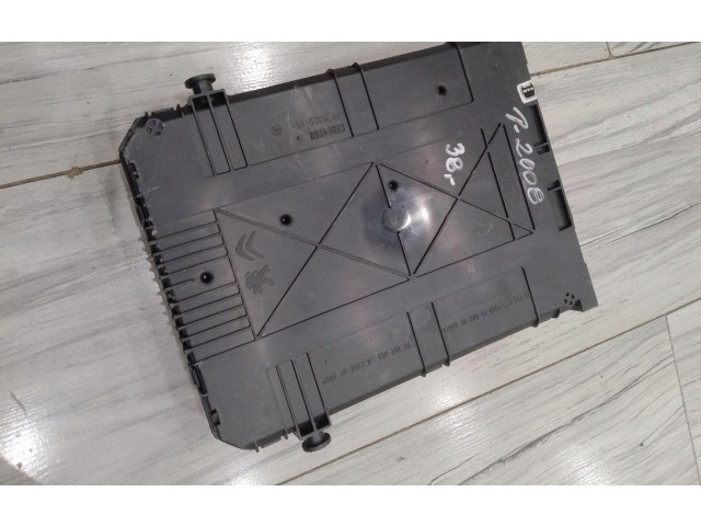 Блок комфорта 9807532080 Peugeot 2008 I