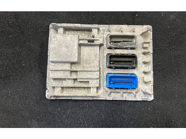 Блок управления двигателя 12673932   Chevrolet Camaro