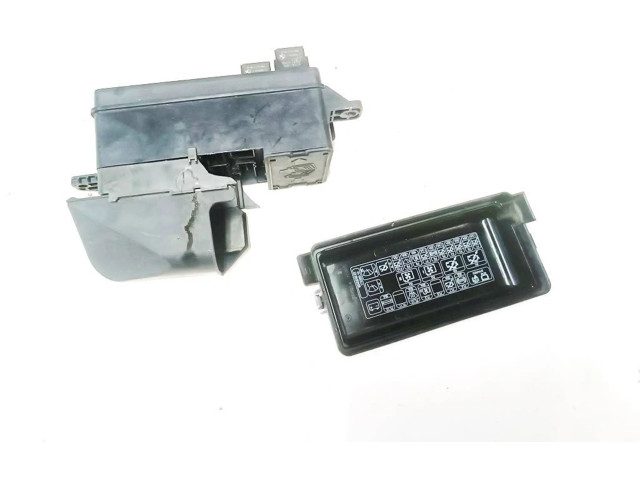 Pojistková skříňka Mini Cooper Countryman R60 2011