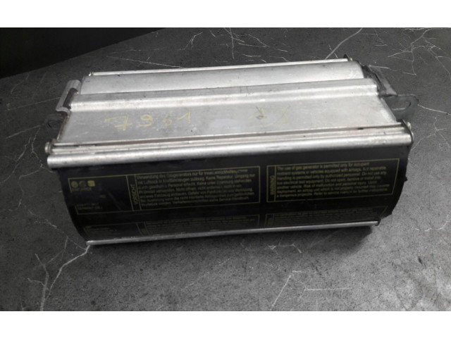 Подушка безопасности пассажира    Skoda Octavia Mk1 (1U)