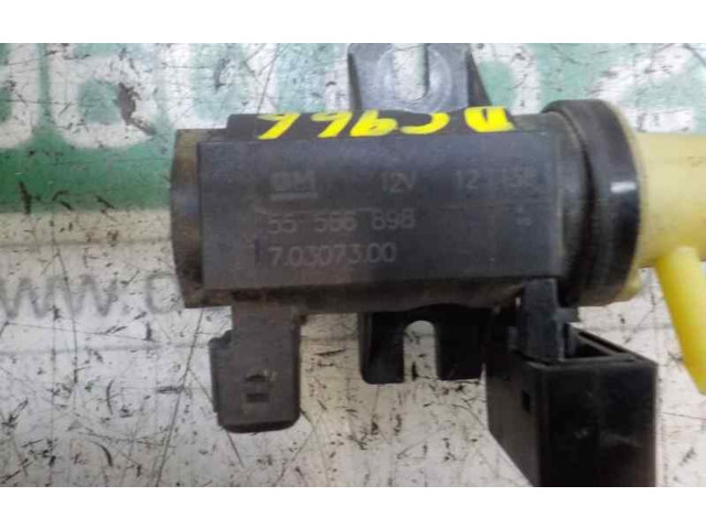 Vstřikovací lišta 55494509, 55566898 Opel Zafira B A20DT