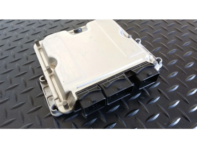 Блок управления двигателя 0281010886, 9645534980 Citroen C5