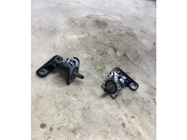 Комплект петлей багажника Volkswagen Touran III