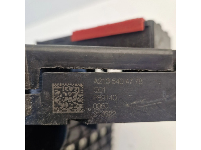 Pojistková skříňka A2135404778, P89140 Mercedes-Benz C W205 2015