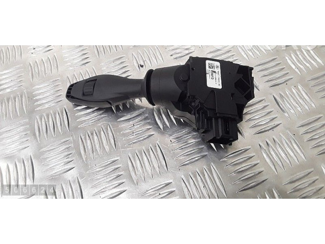 Переключатель дворников 8a6t17a553ac   Ford Fiesta