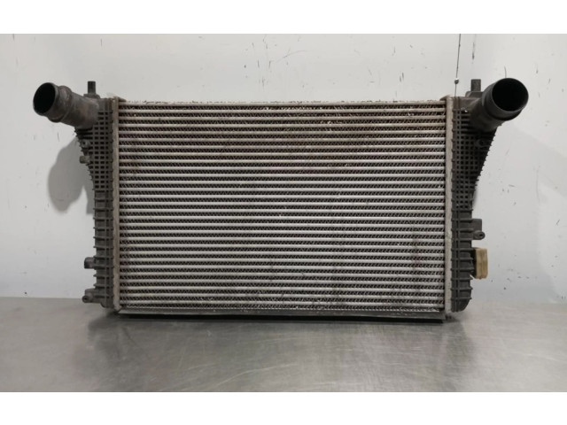 Интеркулер 1K0145803AF Volkswagen Golf VI