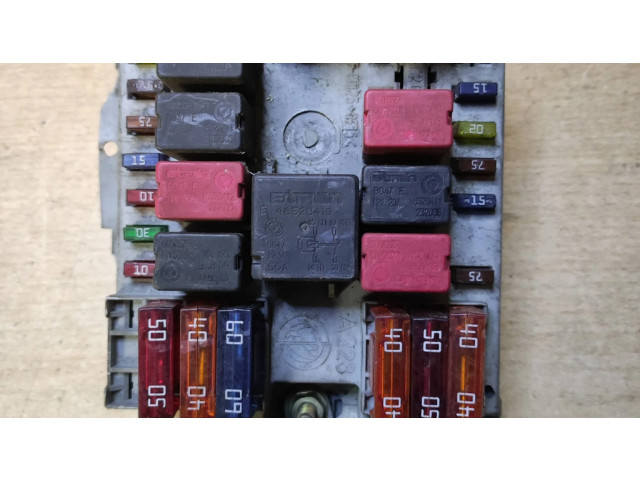   Pojistková skříňka 51742420   Alfa Romeo 147 2003