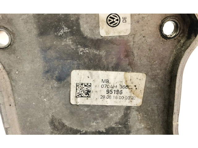 Радиатор интеркулера 04E145749B, 04E145749B   Skoda Yeti (5L)       