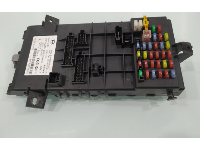 Блок предохранителей 954102CXXX   Hyundai Coupe    