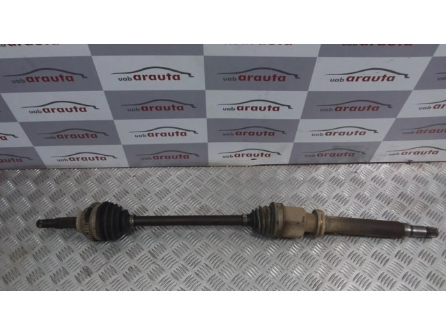 Передняя полуось