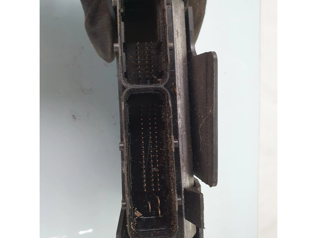 Řídící jednotka 0281010271, 24417196 Opel Vectra B 1998