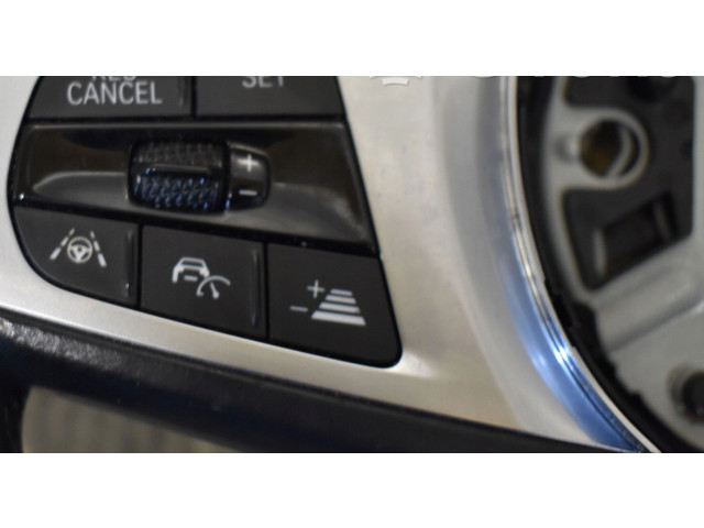 Руль BMW X3 G01 2018 - 2024 года 8094542