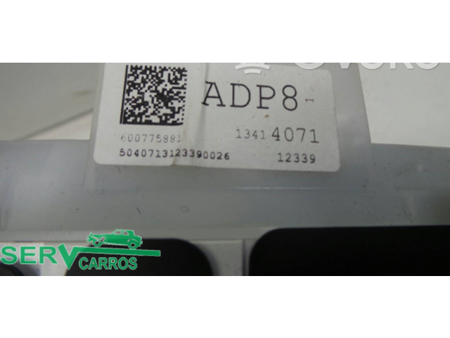 Přístrojová deska Opel Zafira C 2012 13414071, 600775881