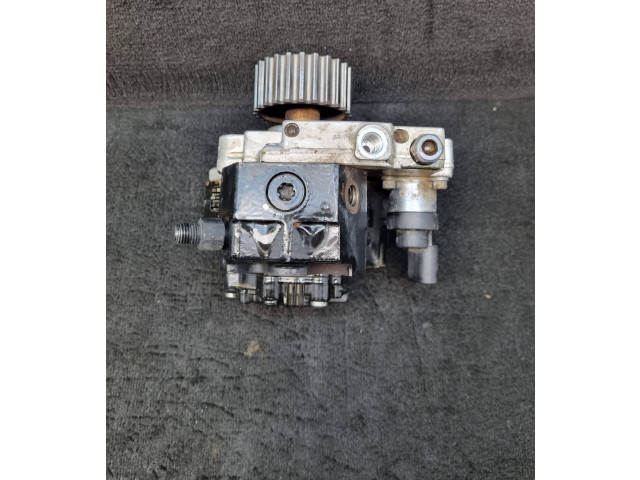 Vstřikovací čerpadlo 057130755K, 057130755M   Audi A8 S8 D3 4E    BVN 