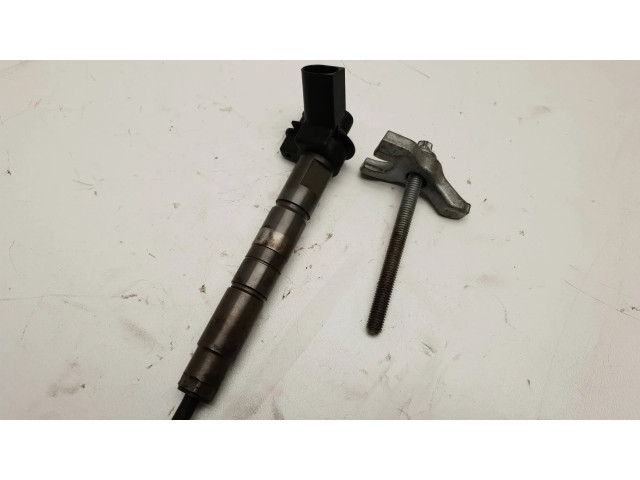 Vstřikovač 7797877 BMW 1 E82 E88 pro naftový motor 2.0 N47d20