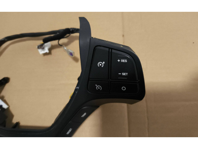 Руль Hyundai i10 2013 - 2018 года 56100B9150