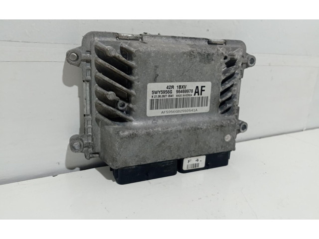 Блок управления двигателем Блок управления 96469978 Chevrolet Astra