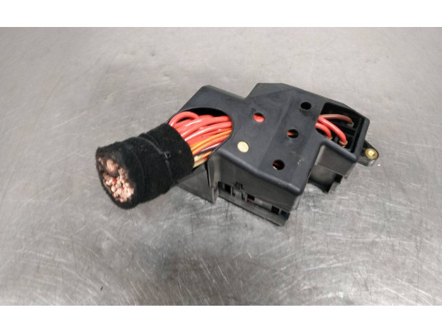 Pojistková skříňka 7L0941828A Porsche Cayenne (9PA) 2005