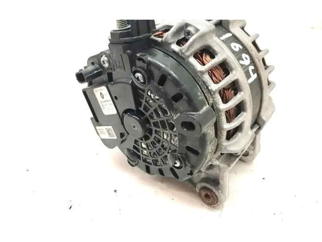 Генератор 231002175R Dacia Sandero III