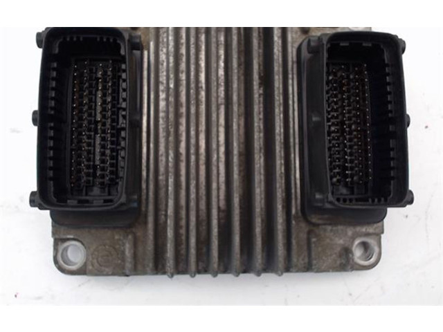 Блок управления 8201068825   Renault Twingo I