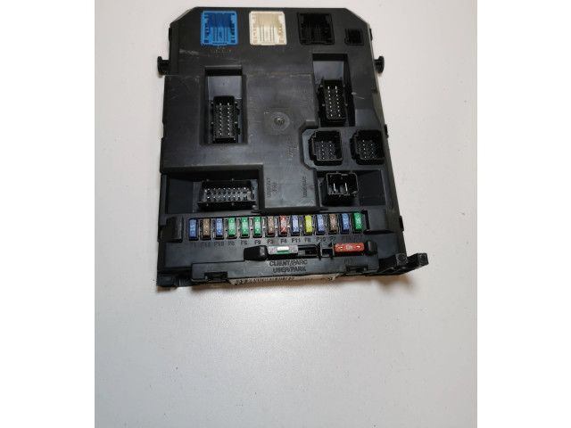 Блок предохранителей 9674016680, 22661F01 Citroen C-Crosser