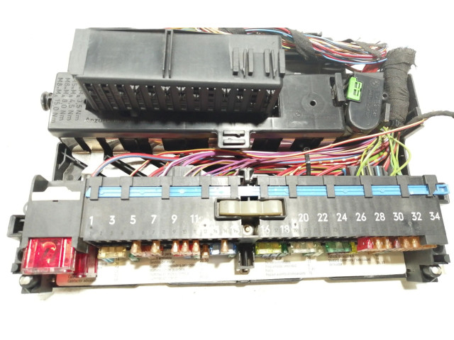 Pojistková skříňka Řídící jednotka BSM 8364542 BMW 3 E36 1999