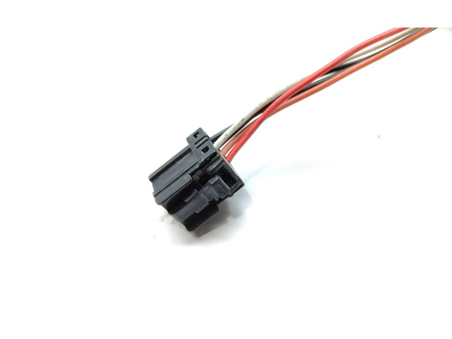 Зеркало электрическое левое Jeep Cherokee III KJ 2001-2008 года