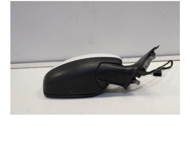 Зеркало электрическое Skoda Fabia Mk2 (5J) 2007 - 2014 года