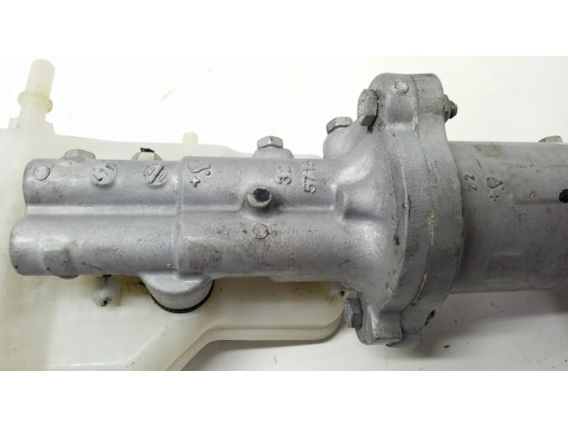 Главный тормозной цилиндр