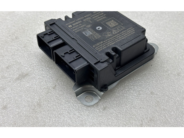 Блок подушек безопасности 151287600E, 2D40007736AA Tesla Model 3