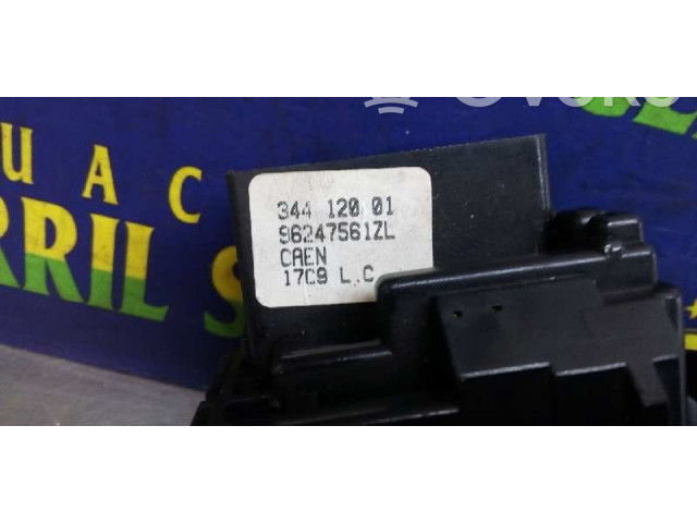 Ручка стеклоочистителей 96247561ZL   Citroen Xantia