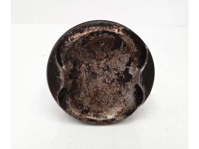  Поршень с шатуном    Peugeot 107  