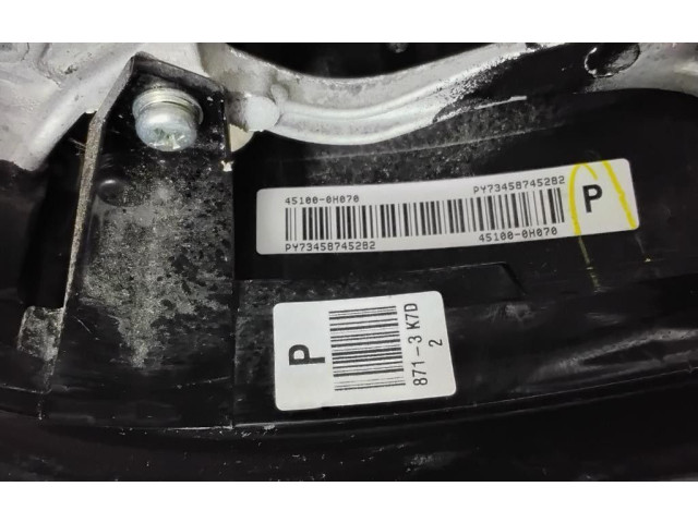 Руль Peugeot 108  2014 -  года B0007578XX, 1KR      