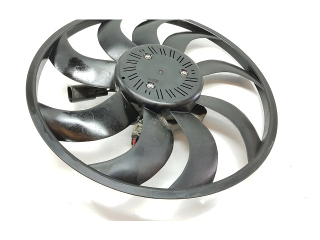 Топливная рампа 8665631, 8656548   BMW 1 F40 1.5 