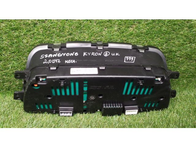 Панель приборов 8021009100 SsangYong Kyron