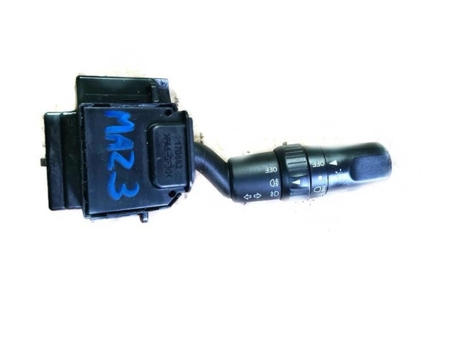 Ручка стеклоочистителей 17D682 Mazda 3 I