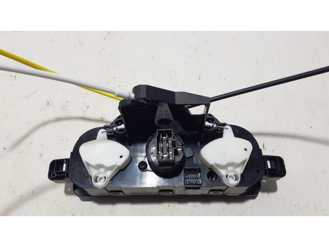 Модуль блока управления кондиционером 275702920R Dacia Spring