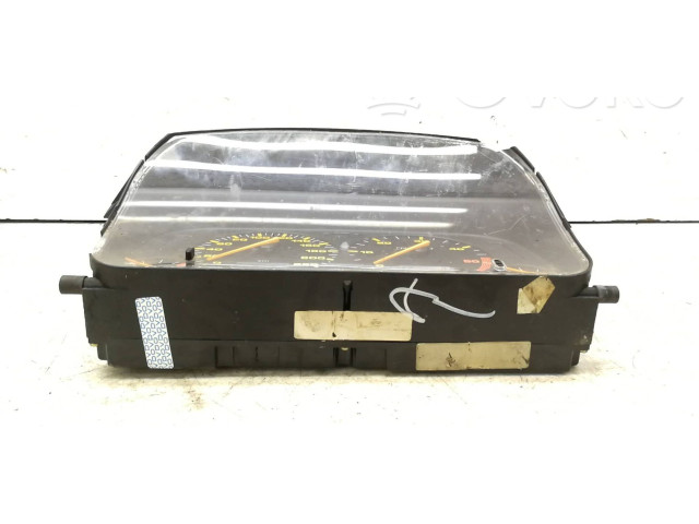 Přístrojová deska Volkswagen Caddy 1996 88311235, 87001323