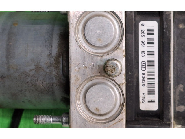 Блок АБС 0265230481, 08111032216 Subaru Forester SH 2008 - 2013 года