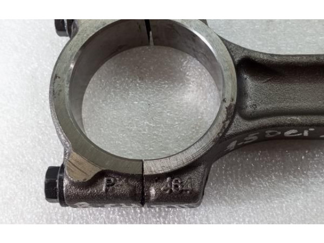  Поршень  D7P464  Renault Clio III  