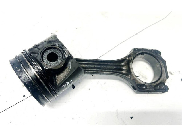  Поршень с шатуном    Skoda Octavia Mk1 (1U)  