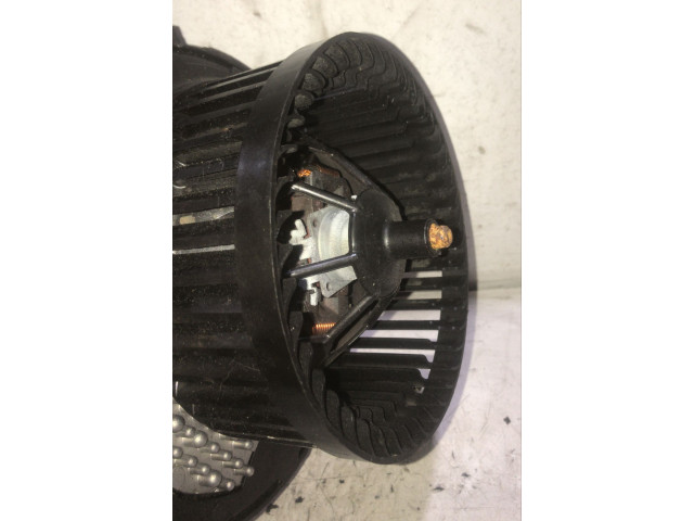 Вентилятор печки    5Q0.907.521.C, 5Q0.907.521.C   Audi A3 S3 8V